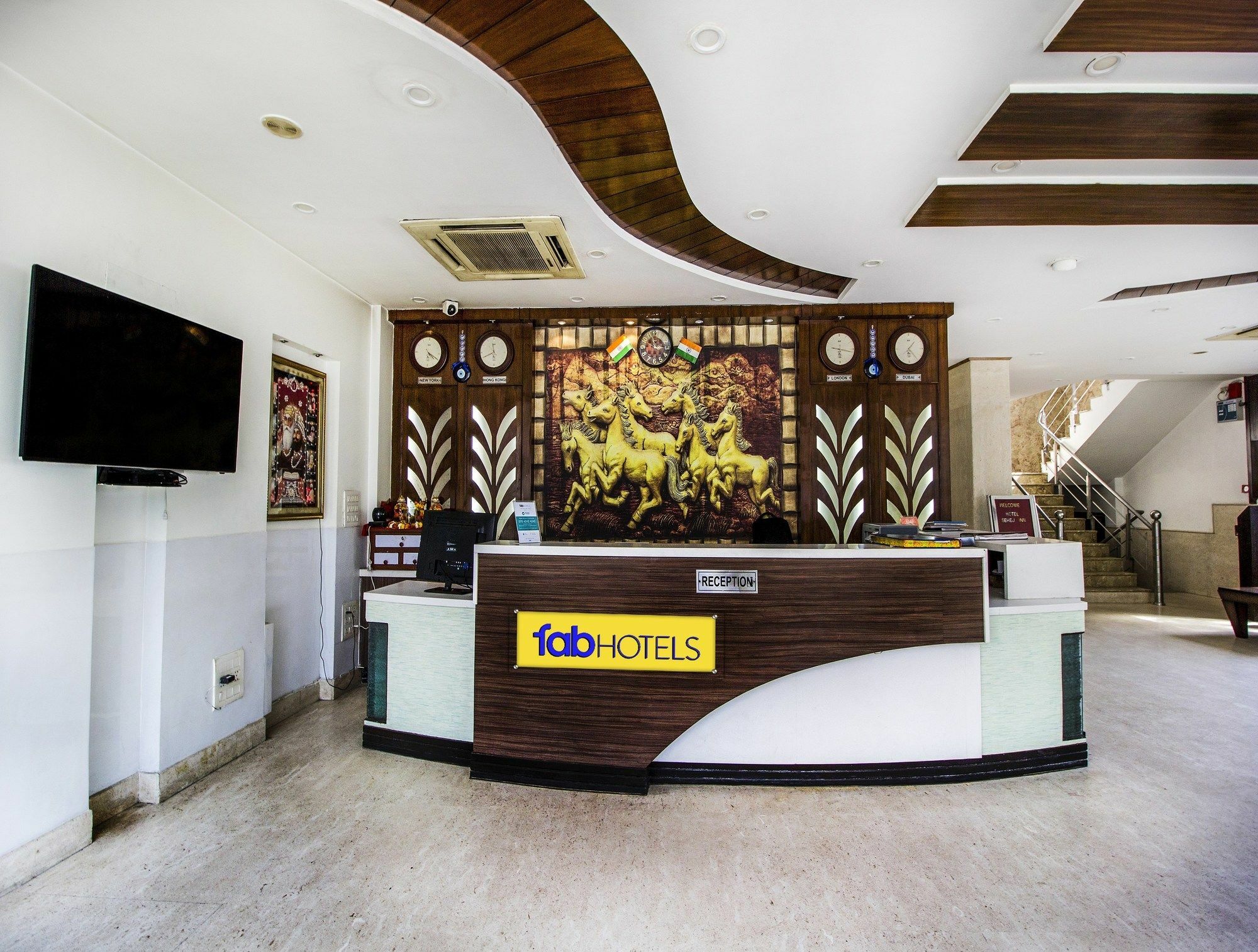 Fabhotel Sehej Inn Yeni Delhi Dış mekan fotoğraf
